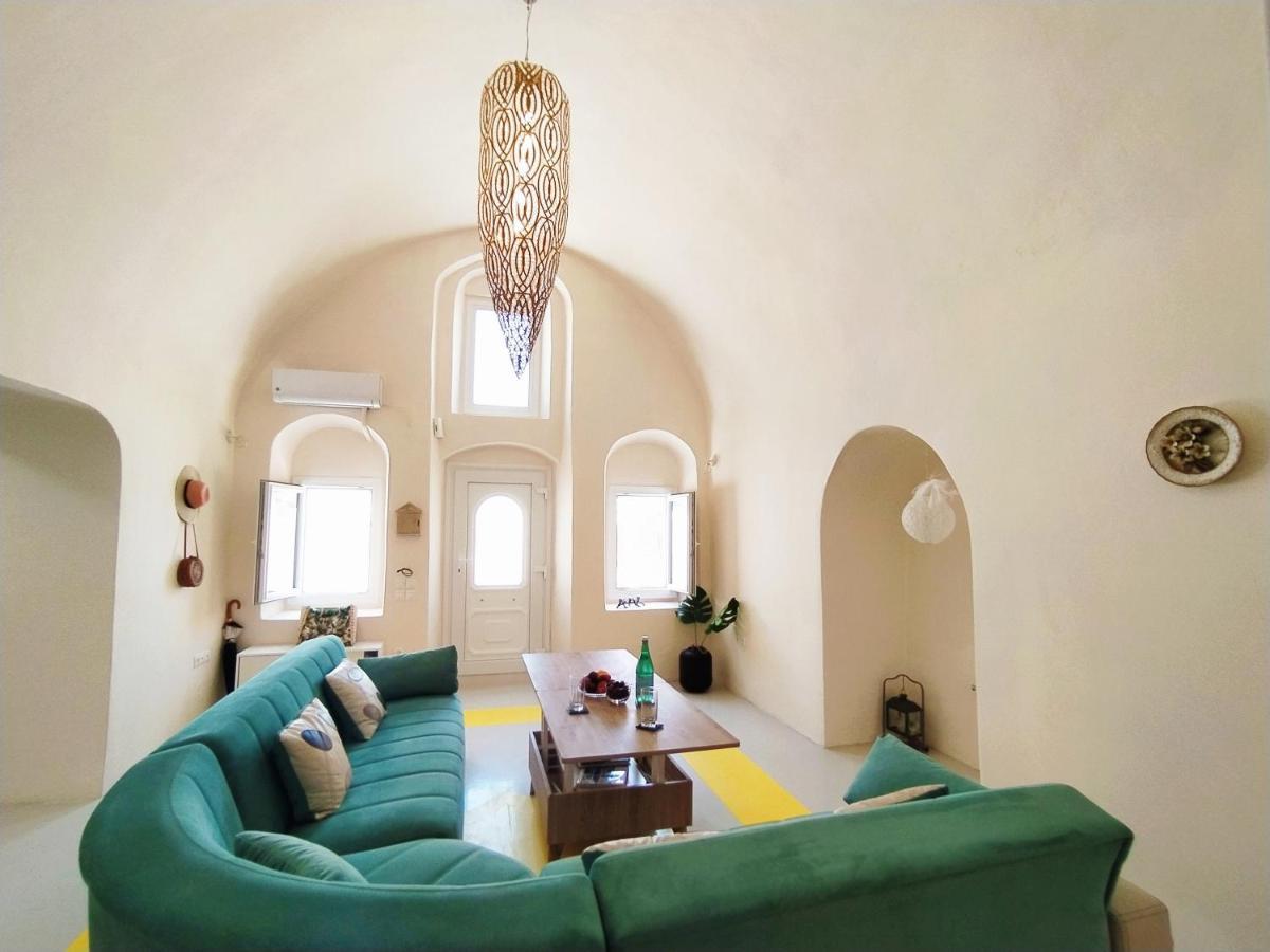 Dream Home- Santorini Cave House Karterados  Extérieur photo